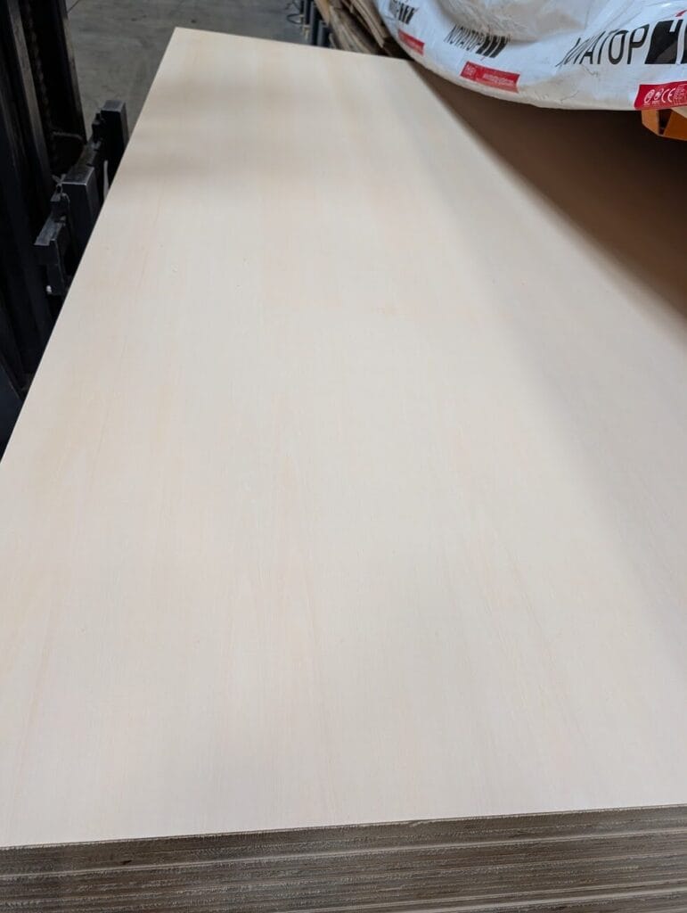 Panel Furniruit Tei A/B 6 Panel Furniruit cu Lemn de Tei AB