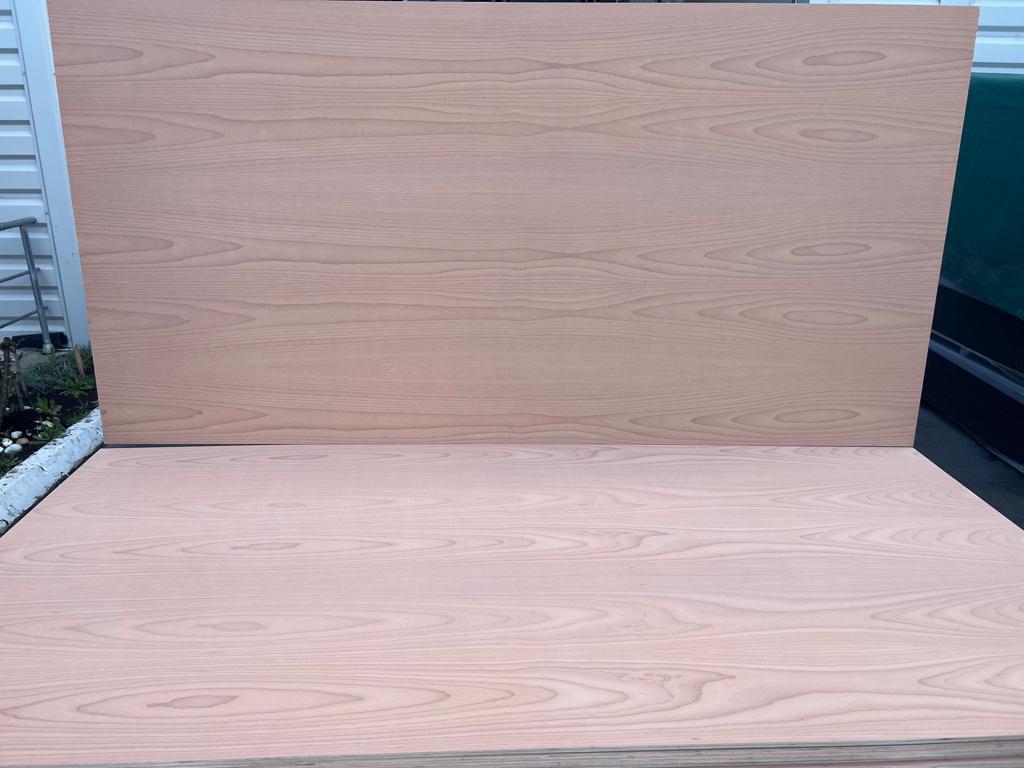 Placaj Eucalipt Furniruit Fag 2440x1220mm 3 Placaj Brut Fag BB/BB 2440x1220mm